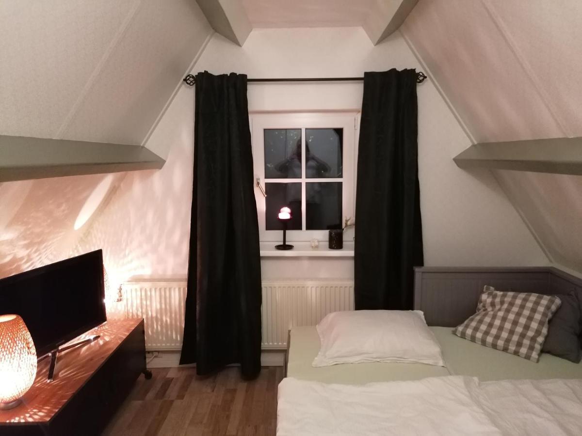 Chez Bob Bed and Breakfast Bovenkarspel Exteriör bild
