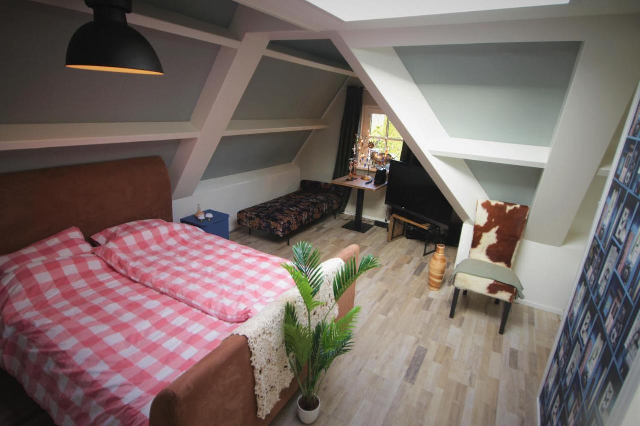 Chez Bob Bed and Breakfast Bovenkarspel Exteriör bild